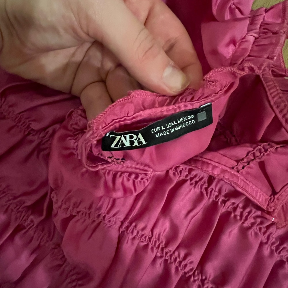 Zara Ribbed Silk Tank Top - Picture 3 of 3
